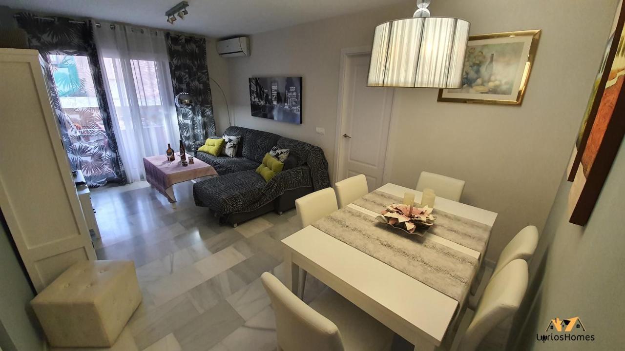 Lyrioshomes Beach Roquetas De Mar , Piscina Y Parque Infantil Extérieur photo