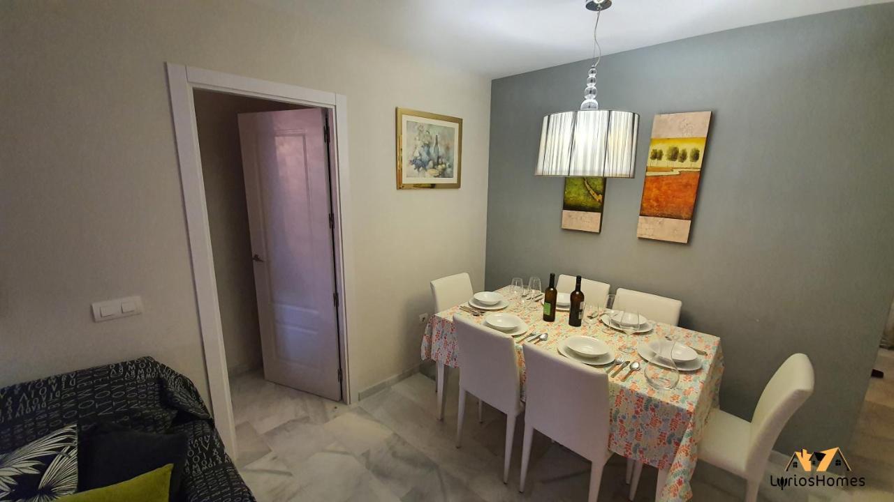 Lyrioshomes Beach Roquetas De Mar , Piscina Y Parque Infantil Extérieur photo