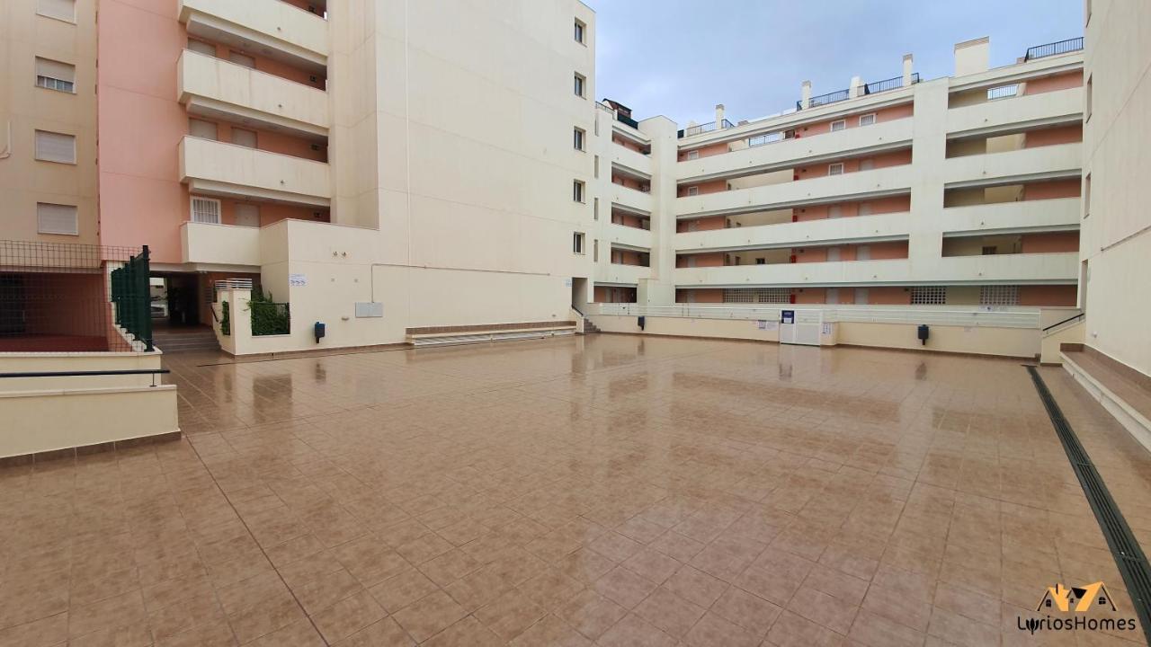 Lyrioshomes Beach Roquetas De Mar , Piscina Y Parque Infantil Extérieur photo